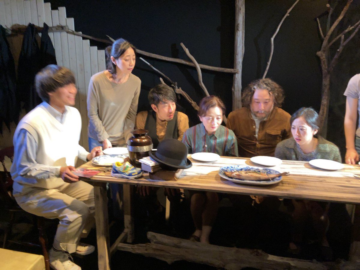 shintariano's tweet photo. #海外戯曲をやってみる会
#この雨やむとき
#雑遊
#WhentheRainStopsFalling
#AndrewBovell
全公演終了致しました。
ご来場いただきました皆様
お世話になりました皆々様
誠に有難うございました。
素晴らしい作品に関われて
喜びの日々でした。
この作品を客席に届けられた
一角になれていた幸せ。 https://t.co/ThMOscL4RA