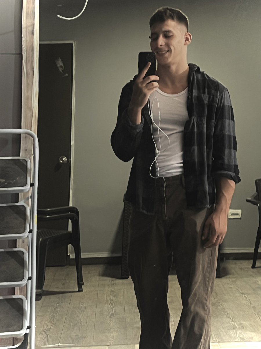 Luigisb0's tweet photo. I’m back even though I never left, I was just saving some rest! https://t.co/SY7gyx14xR
