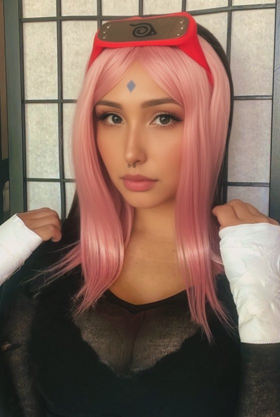 Sakura Haruno Cosplay (classic Version)