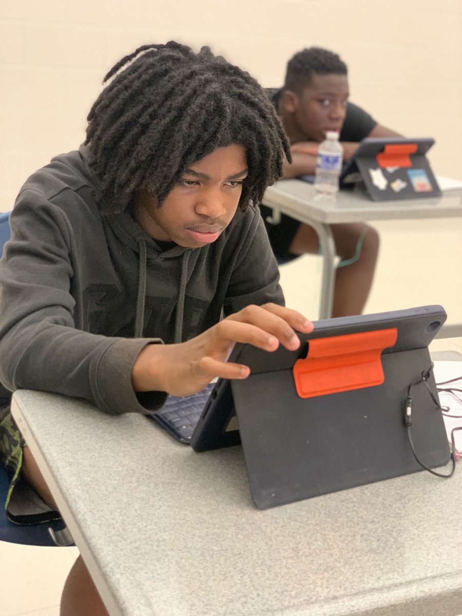 Tamara Mills tweet media