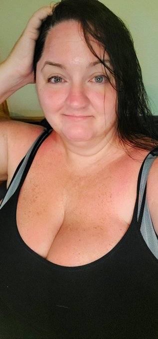 Schlitterbahn day 1. I'm already a lobster. I don't understand.  My sunscreen is spf60 and I reapplied<a href="/tag/tittytuesday"class="tags"><span>#tittytuesday</span></a>