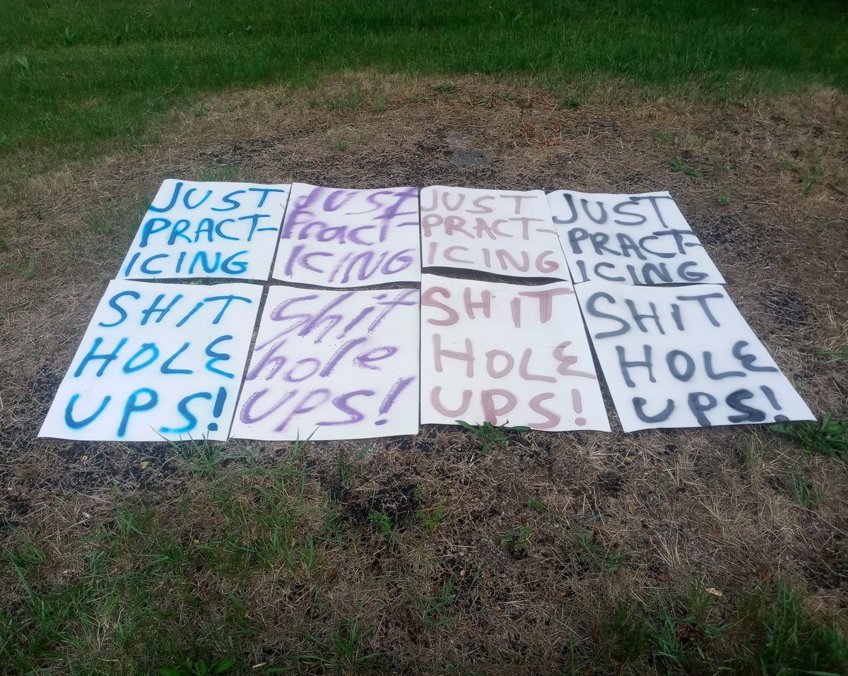 BrJoeBalkis's tweet photo. #JUSTPRACTICING Picketing ups
#2023TeamstersupsContractCampaign #Teamsters #ups
#TeamstersLocal705 #StopCopCity
Come out to the line &amp; support your local Teamster.
#Teamsters705 #Local705
#DEFUNDfacebook
#DEFUNDtwitter
#DEFUNDyoutube https://t.co/DRZSyblD26
