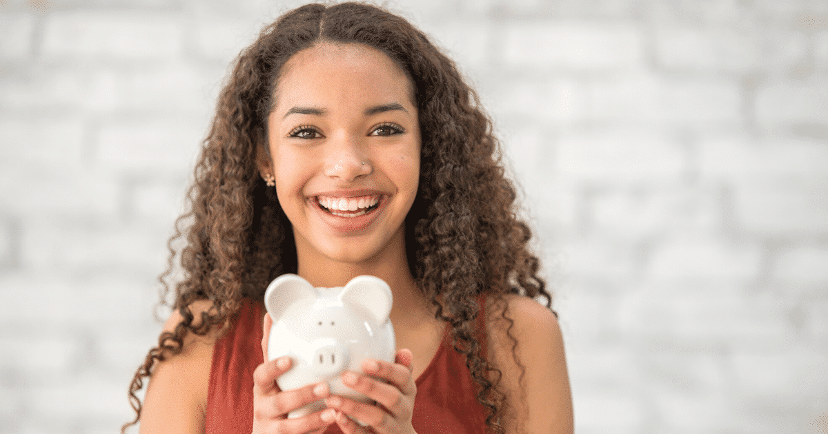 How To Save Money: 52 Ways That Won’t Leave You Feeling Deprived centsandpurpose.com/how-to-save-mo…