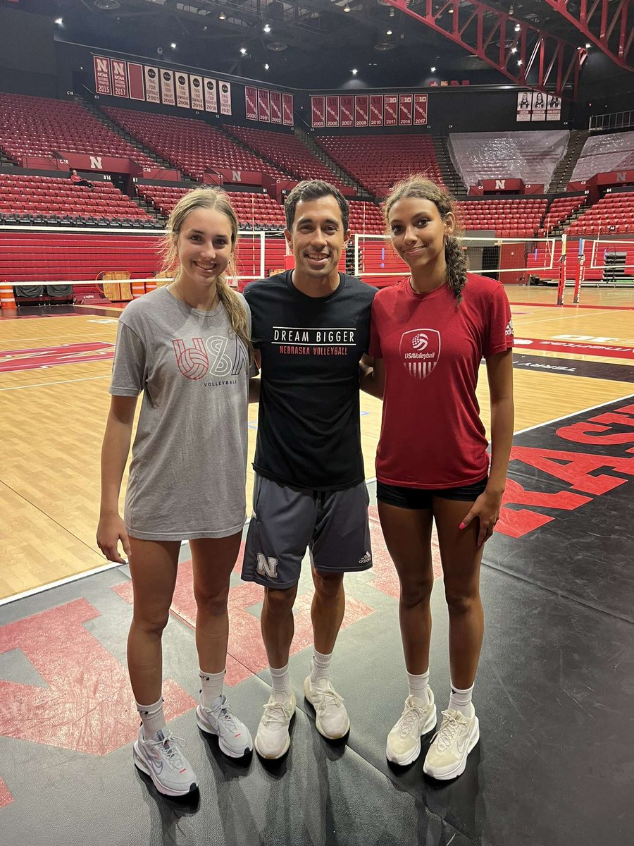 Thank you @Huskervball for another amazing year at the Dream Team Camp! I had so much fun and loved getting the best coaching and meeting new people, GBR 🌽❤️