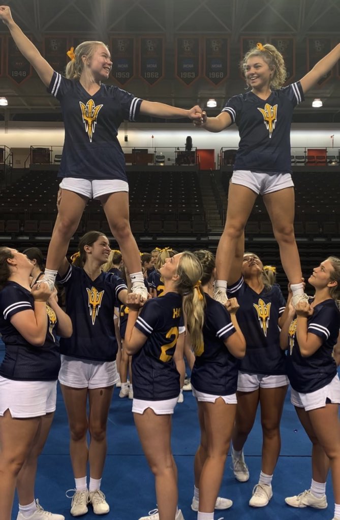 Tallmadge Cheerleading tweet media