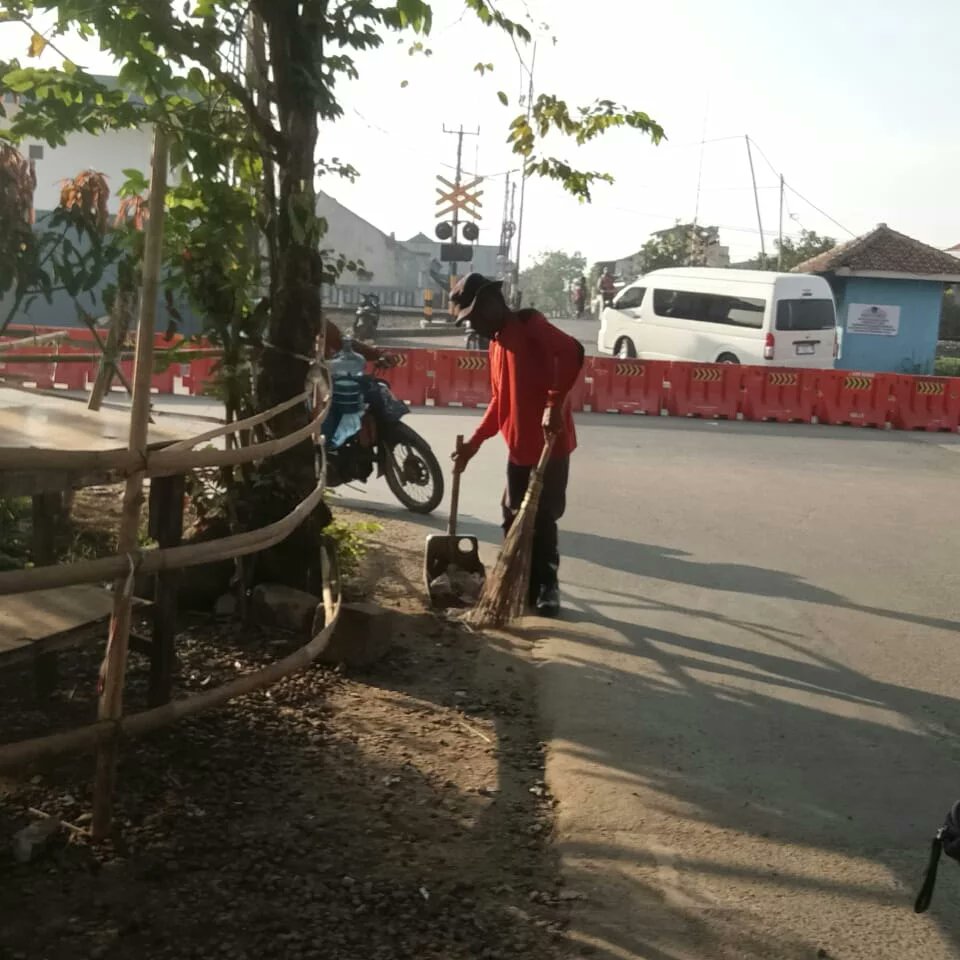 Kelurahan Cimincrang tweet media
