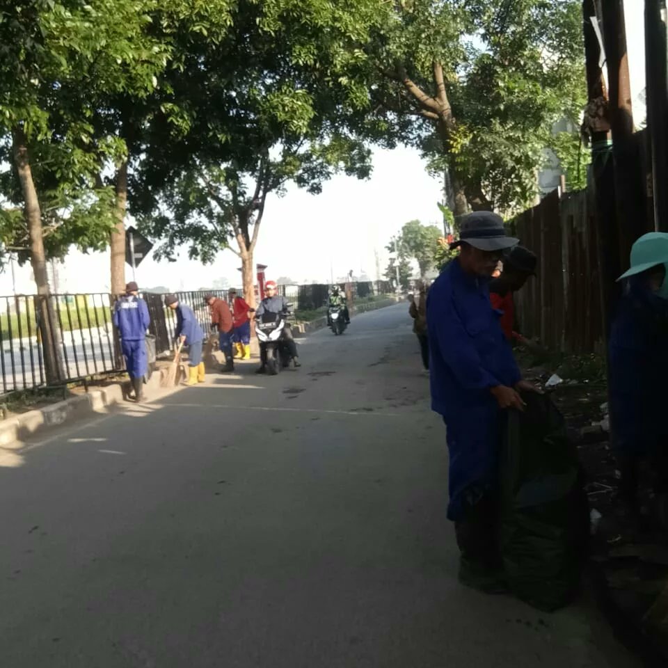 Kelurahan Cimincrang tweet media