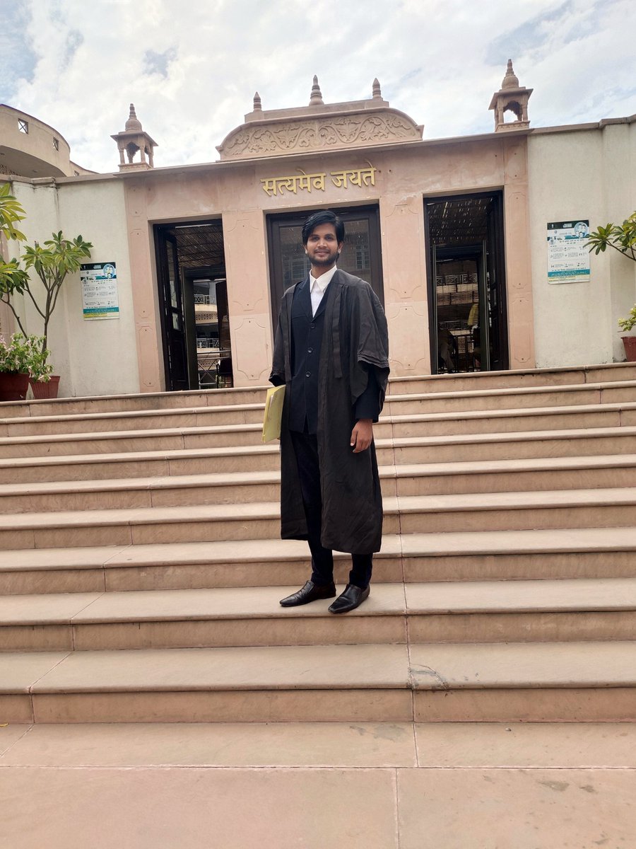 Bheeshmaaswal's tweet image. शांती नहीं तब तक जब तक, सुखभाग ना सबका सम होगा।
नहीं किसी को बहुत अधिक, और नहीं किसी को कम होगा।।
#advocate #jaipur 
- भीष्म असवाल, एडवोकेट
मो. : 9571260004
#SessionCourt #DistrictCourt #जयपुर #RajasthanHighCourt