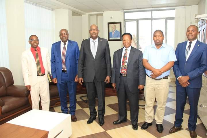 BUMAdventist1's tweet photo. Monday, July 10, 2023 after being received in the @MininterInfosBi Ministry of Interior, @ECDAdventist President Pr Dr Blasious Ruguri and Executive Secretary Pr Dr Musa Mitekaro have been recieved in the office of Prime Minister of @BurundiGov. It was for a great gratitude. https://t.co/upf9eJaCL8