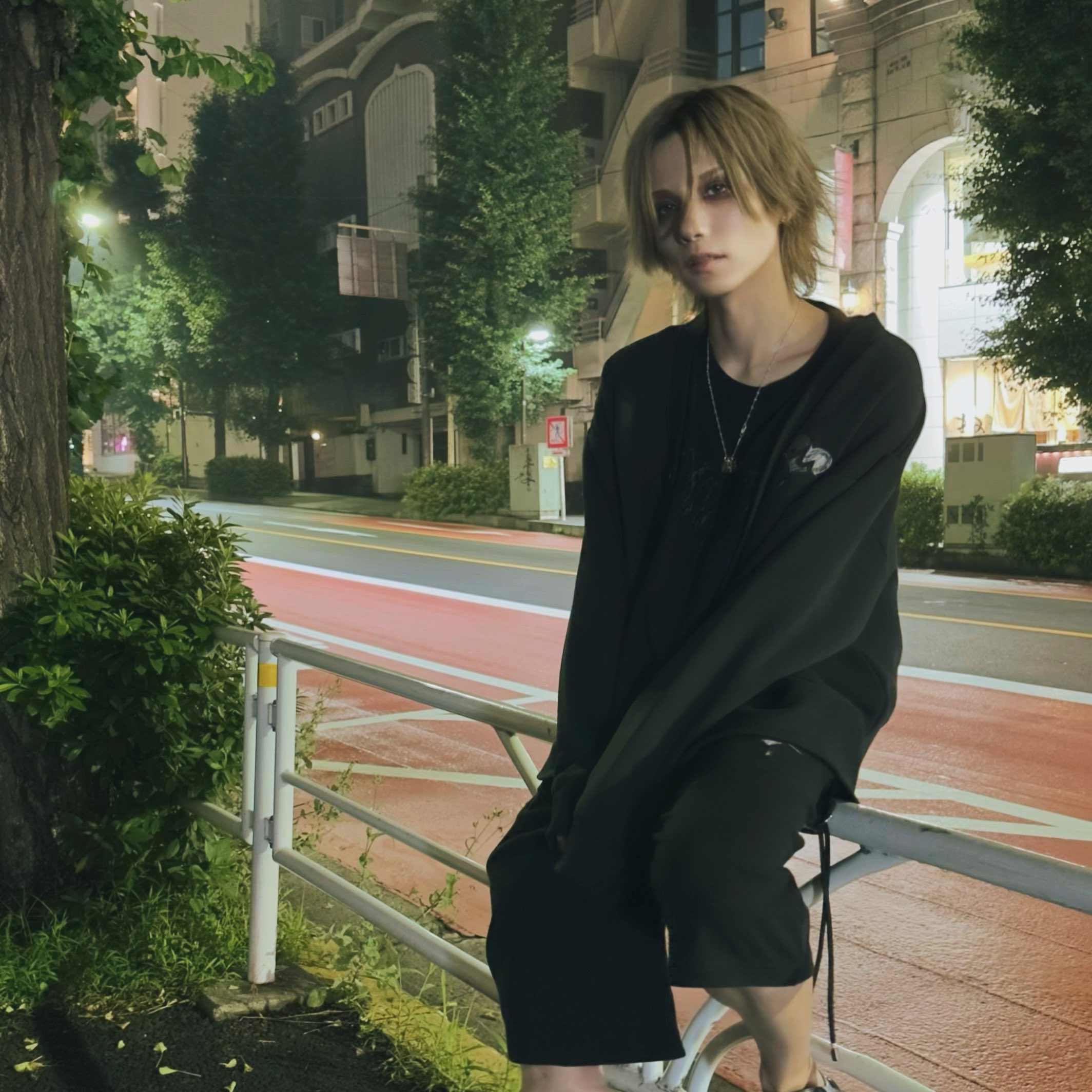 vistlip 瑠伊プロデュース luan. レザーブレスレット