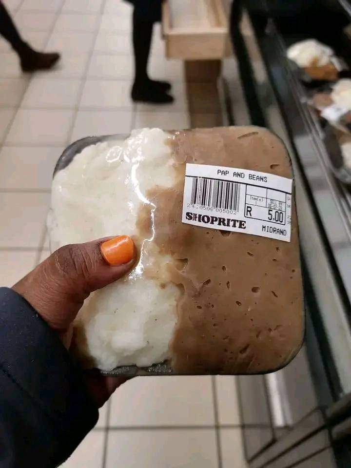 B@xolile_🇿🇦 tweet media