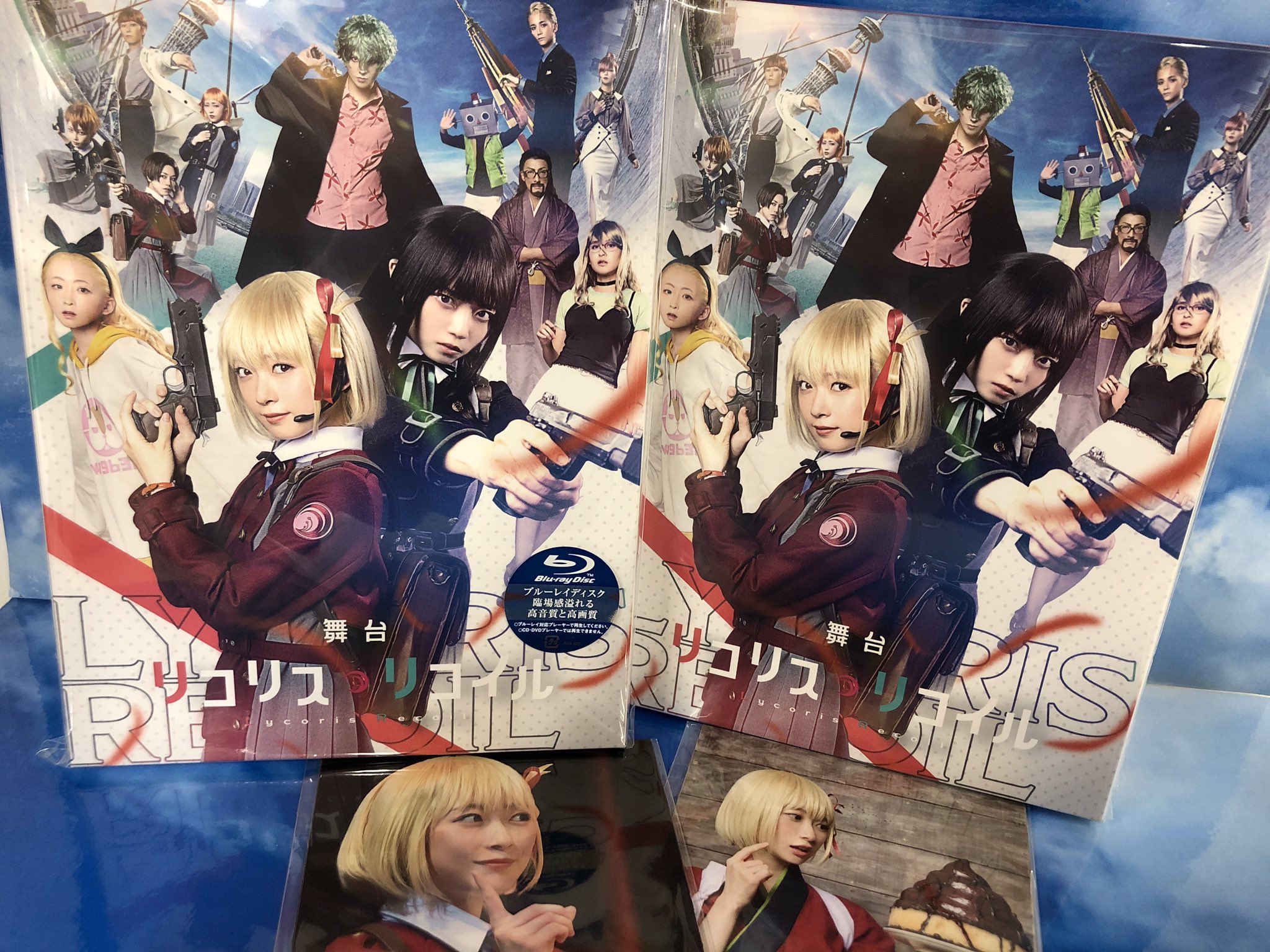 BD/趣味教養/舞台 リコリス・リコイル(Blu-ray) (本編Blu-ray+特典DVD) (完全生産限定版) BD⁄趣味教養⁄舞台 リコリス・リコイル(Blu-ray) (本編Blu-ray 特典DVD