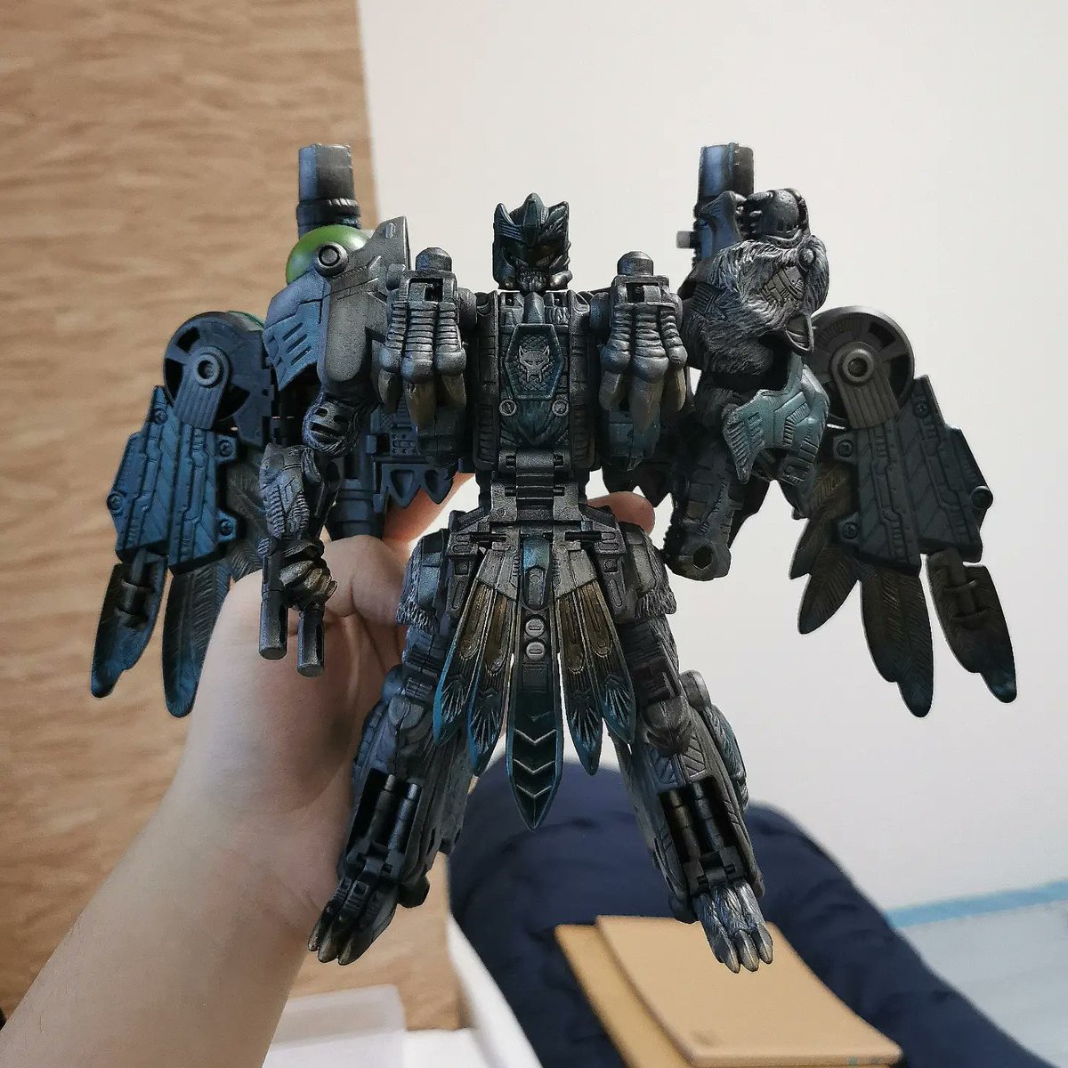 BJosephmi's tweet photo. TIGERHAWK From Beast Wars #transformers
#transformerstoys #transformersriseofthebeasts #transformerscollection #transformersbeastwars #beastwars #riseofthebeasts
#transformersmovie
#plasticmodels
#maximals
#tigerhawk
#toys https://t.co/tQSeRhKPhL