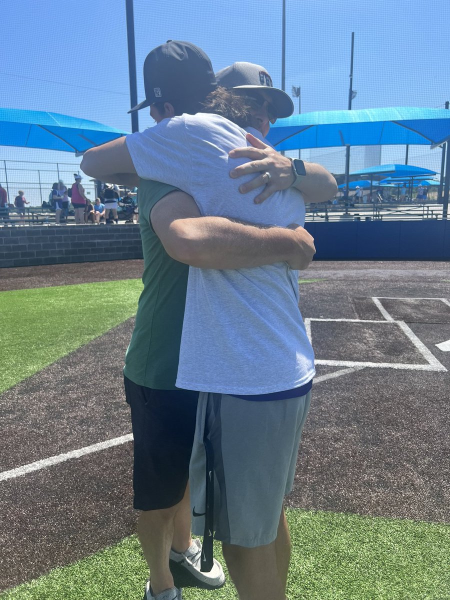 MylesChap2023's tweet photo. I would like to think everyone who is associated with ybc. All of the coaches have left a huge impact on my life and I can’t thank you guys enough. It has been a blast the past 4 years. #ybcfam @beau_franklin @FatrickMahomes2 @mahlykdavis @JimmyBarragan25 
@YardBallClub https://t.co/kD2Ze5OqXs
