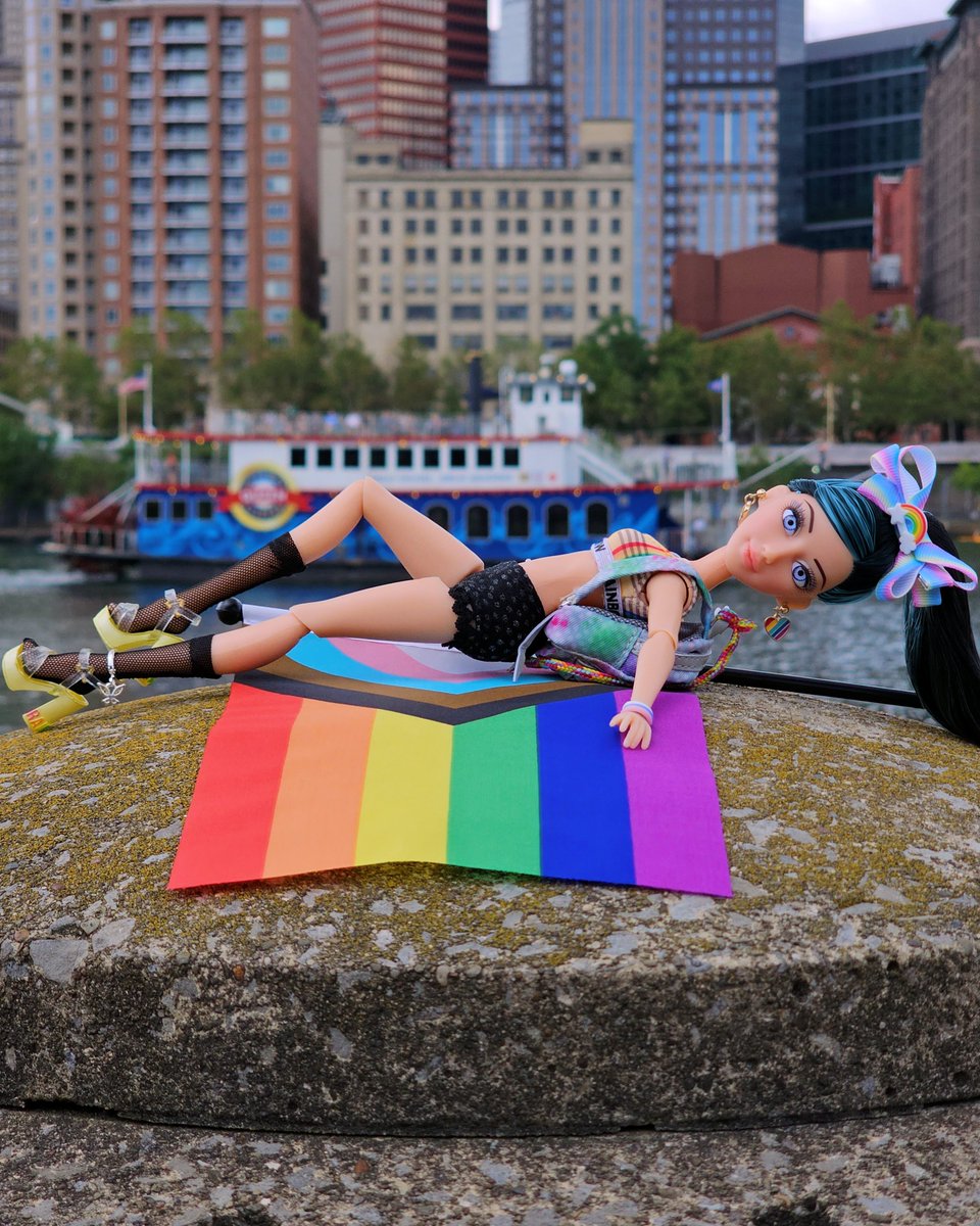 Ahoy! 🫡 ⚓️ ⛴️ 💕 🏳️‍🌈 🏳️‍⚧️ 🌈 ⚧️ ❤ 🧡 💛 💚 💙 💜 #pittsburgh #PGH #lovepgh #burghproud #steelcity #412 #the412 #itsaburghthing #pridemonth #pittsburghpride #lovewins #loveislove #lgbtq #youmatter #youbelong #youareloved #youarenotalone #saygay #unapologetic
instagram.com/p/CuhWYLzrJlS/…
