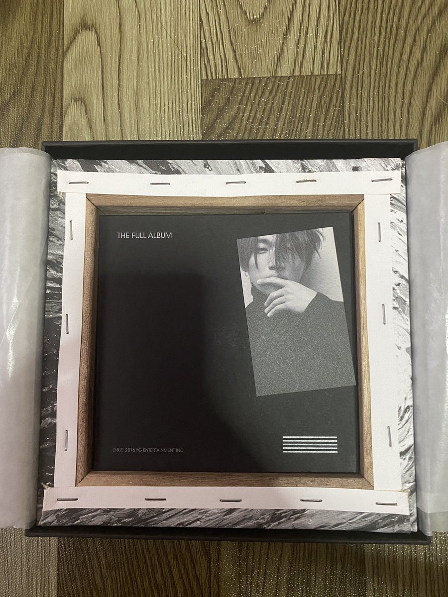 sparkles0424's tweet photo. Bigbang MADE full album

Daesung - unsealed

800 + lsf https://t.co/4jUmJBAARx