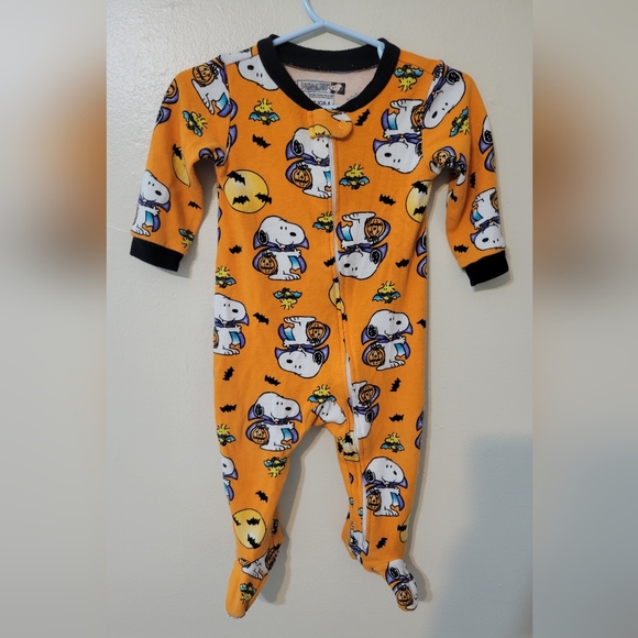 So good I had to share! Check out all the items I'm loving on <a href="/Poshmarkapp/">Poshmark</a> from <a href="/MartiJohnston13/">Marti Johnston</a> #poshmark #fashion #style #shopmycloset #johnnywas #jmclaughlin #peanuts: posh.mk/2Io6dhyWkBb