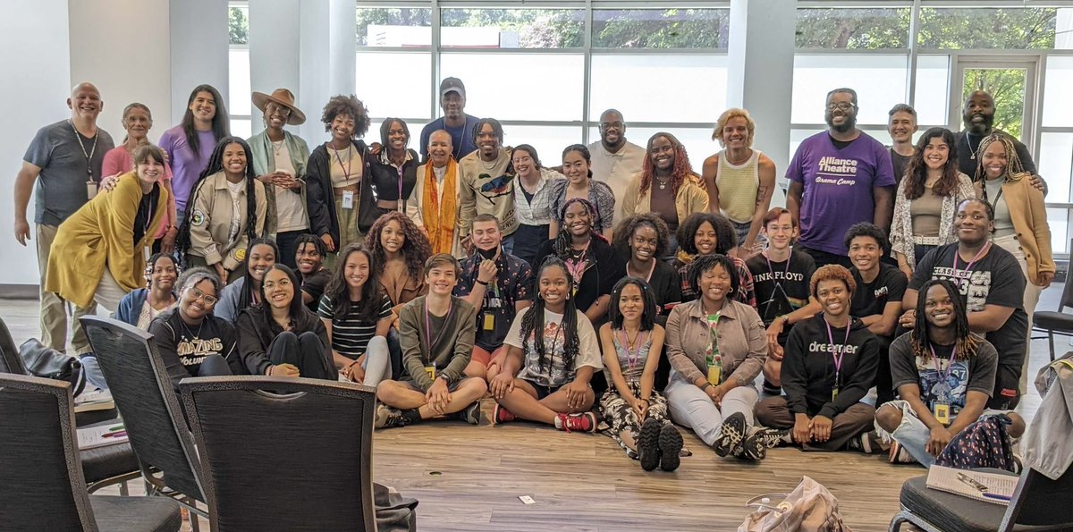 patrickmccolery's tweet photo. A couple more from today. Some Collision alumni returned to read Pearl’s new play to this year’s crop. Lots of love here. #alliancetheatre #pearlcleage #palefskycollisionproject #maynardjackson #atlanta #artseducation https://t.co/QT23CqvtEW