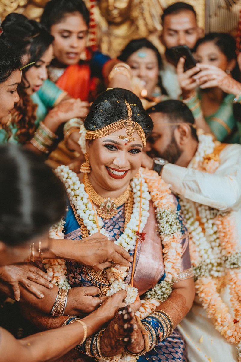 AndrewkoeStudio's tweet photo. “You are sweeter than honey, and softer than the summer night.”

Witnessing the #WeddingMoments of Vishnu &amp; Deneshwary 
___
#andrewkoestudio #husbandandwife #malaysianwedding #weddingphotography #sonymalaysia #lowkeyfilmlighting #weddinginspiration #capturingemotions https://t.co/XJn1uPEVwg