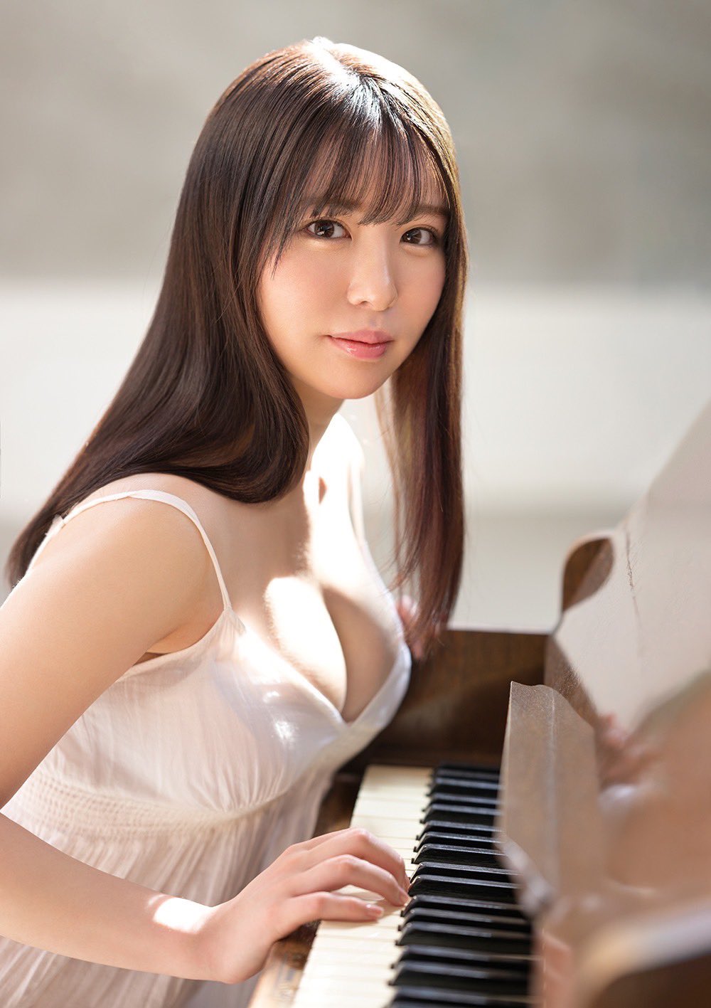 黒島玲衣 on X: はじめまして！ 8月8日にS1からデビューする黒島玲衣(くろしまれい)です！  デビュー作は緊張しましたが、たくさんの方に見ていただけたらとっても嬉しいです☺️ t.coCBikQdVVKn  X