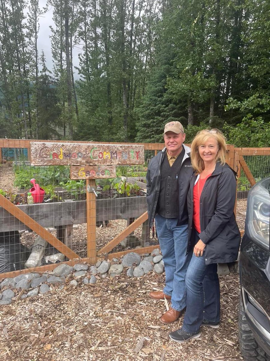 mayor_bronson's tweet photo. Took a trip to the 2023 Girdwood Forest Fair!
Loved seeing lots of people enjoying the festivities.
#Anchorage #Alaska #forestfair https://t.co/mFlsRhelXf