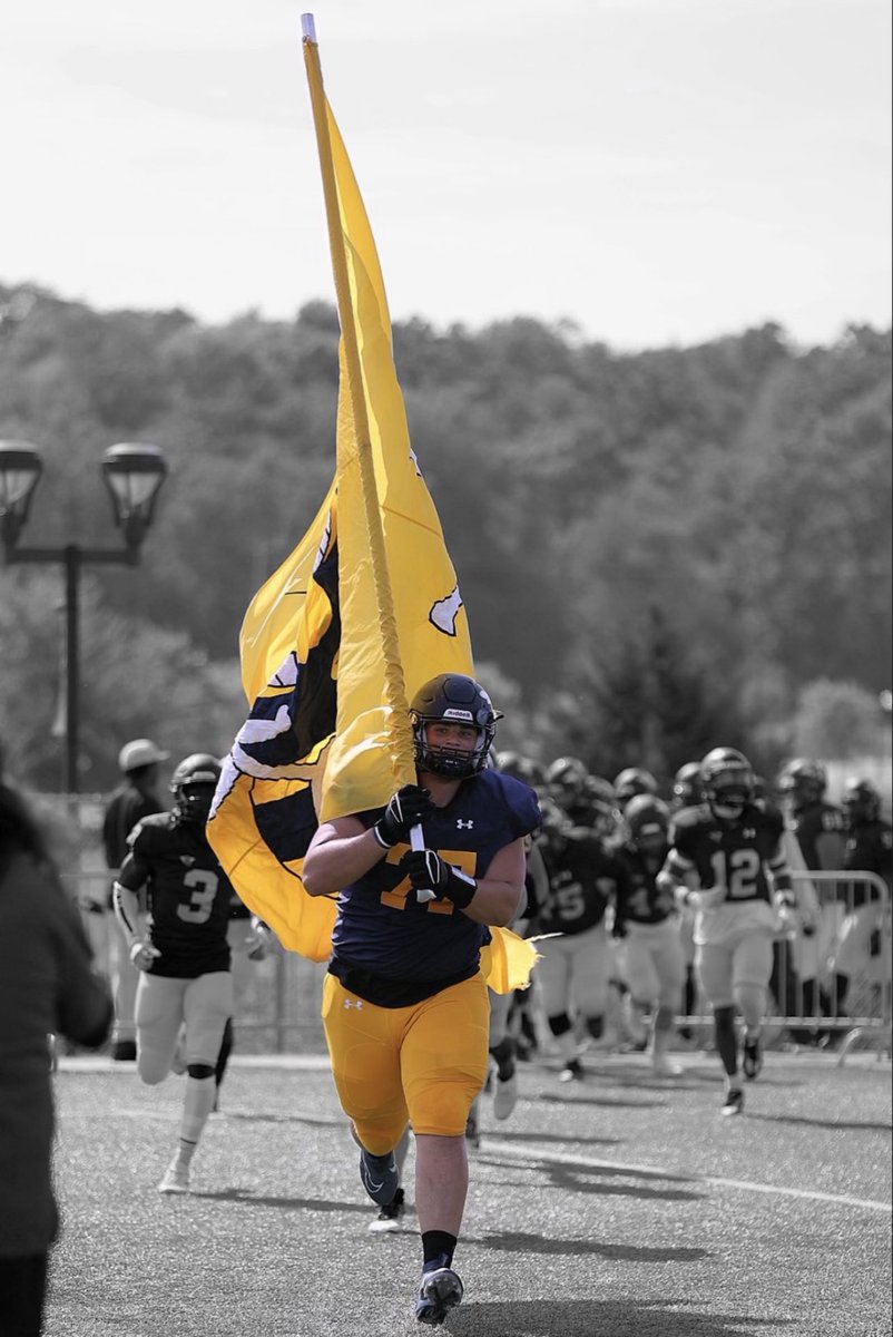After a fruitful conversation with Coach Beard, I’m happy to receive and offer from Rochester Community and Technical College ‼️All Glory To God 

<a href="/DustinBeard88/">Dustin Beard</a> <a href="/RCTC_FB/">RCTC Football</a>