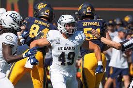 Blessed and great to have received my second D1 offer from <a href="/UCDfootball/">UC Davis Football</a> Thank you  <a href="/mcody83/">Mike Cody</a>! 
<a href="/ARCBeaverBall/">American River College Football</a> 
<a href="/JUCOFFrenzy/">JUCO Football Frenzy</a> 
<a href="/Coach_Ohout/">Coach O</a> 
<a href="/Coach__Barnes/">Coach Barnes</a> 
<a href="/BrandonHuffman/">Brandon Huffman</a>