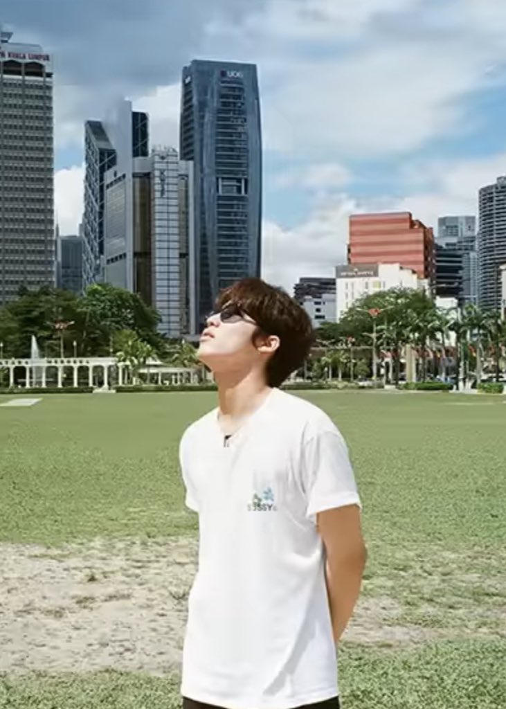 scrpleo's tweet image. wolfiebear in film