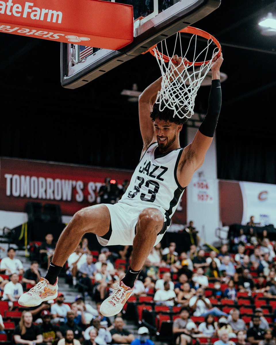 utahjazz's tweet photo. we 🫶 summer hoops https://t.co/Q4niEsijis