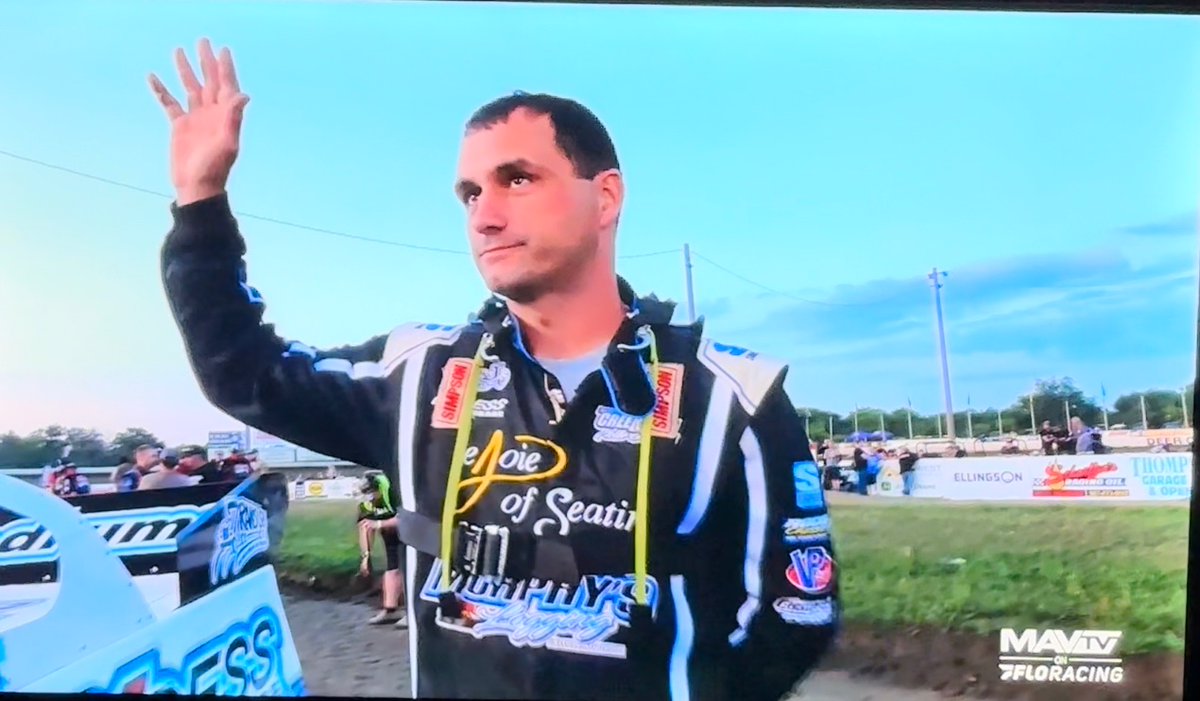 Tuckerdrums's tweet photo. Congratulations to @blairwon11 on his topπ finish tonight at #DubuqueFairgroundsSpeedway #KeyCityClash w/ @xrsuperseries #BriggsTransport #CFR https://t.co/s8WjQJ3sMK