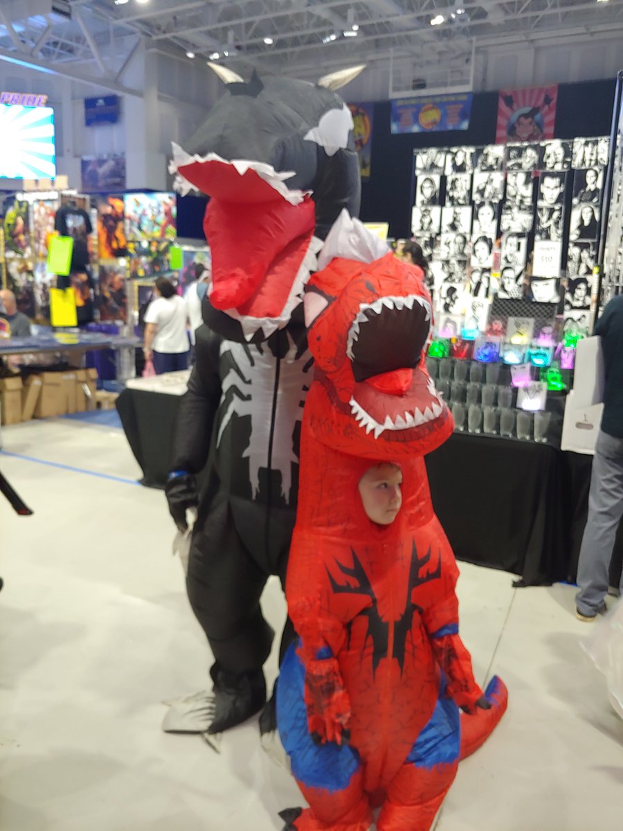 2guystalkintoys's tweet photo. More #EternalCon pics! https://t.co/LZWJw1S30B