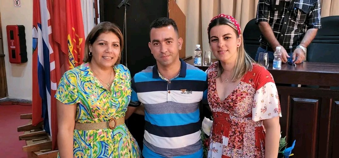 BYuniaky's tweet photo. #Mayabeque  tiene un nuevo Primer Secretario de la UJC , FELICIDADES Fernando de la Mora, nos sentimos orgullosos de nuestros jóvenes ¡
#ConTodosLaVictoria https://t.co/0X1YJNePTi