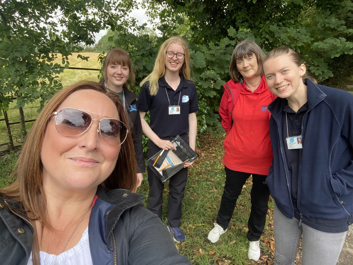 Day 2 of PFR community engagement for the @RAIN_Northants project and we’re visiting sunny Horton with the team! Don’t forget pop to the Floodmobile and talk with @floodmary and the @EnvAgencyAnglia team at Collingtree Park Golf Club from 3pm today! @JBAConsulting