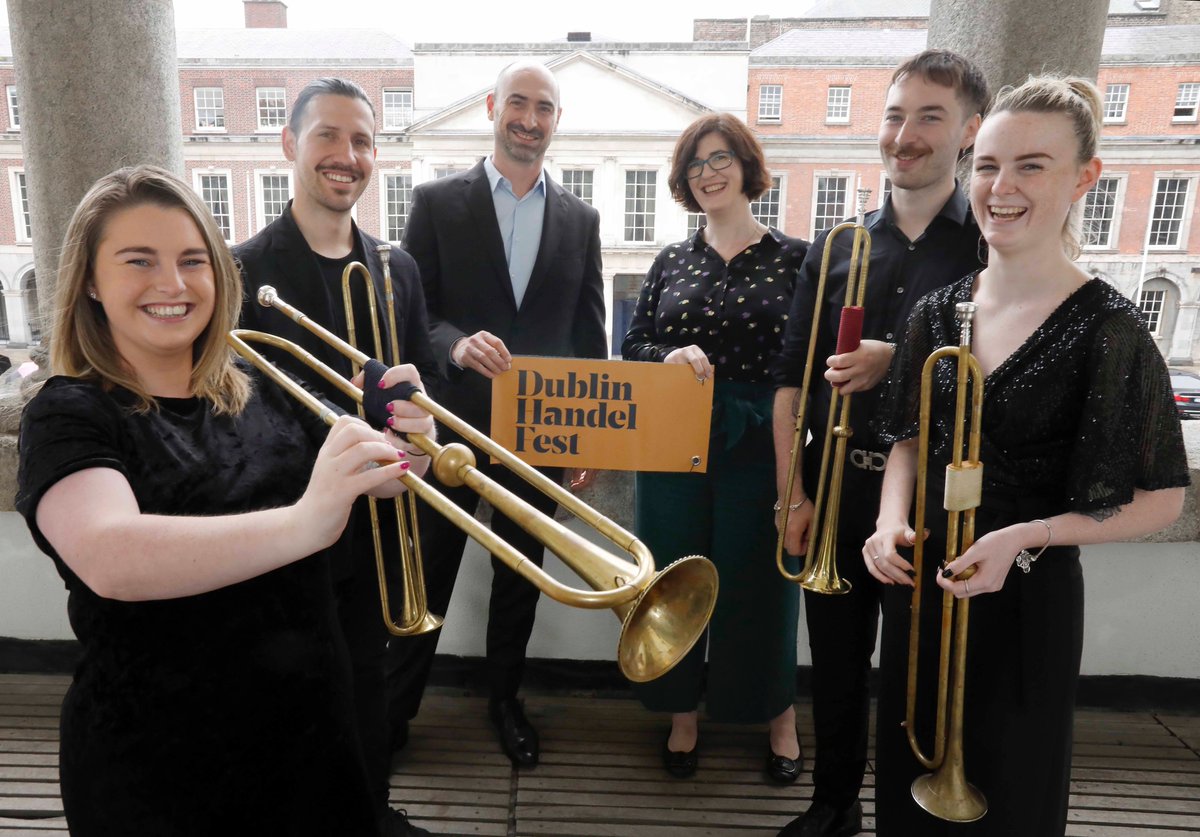 Handelmania returns to Dublin! Katie Morrisroe (Head of National Historic Properties, OPW) and Peter Whelan (Artistic Director, IBO) begin the countdown to Dublin HandelFest 2023, with help from ‘Paddy’s Trumpeters’, apprentice trumpeters from the Royal Irish Academy of Music.