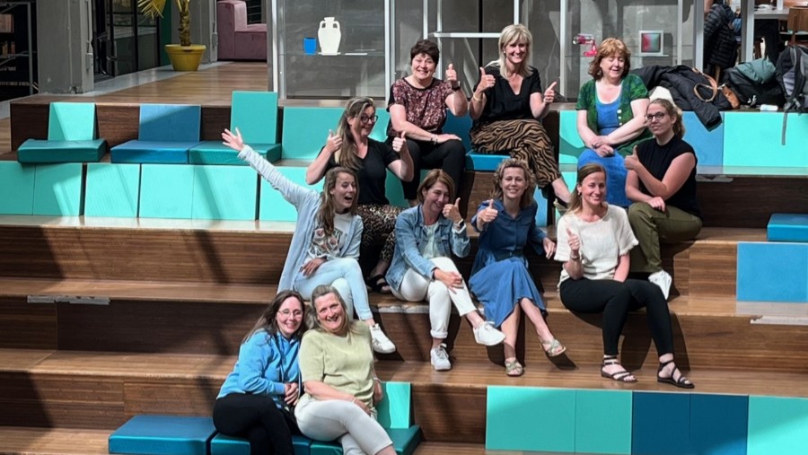 DOK | de bibliotheek van Delft (@dokdelft) on Twitter photo Voor de derde keer hebben we de opleiding Open Boek georganiseerd voor leerkrachten van Vindplaatsscholen en leesconsulenten. En met succes, alle 11 deelnemers hebben hun certificaat gekregen als leescoördinator! 
Gefeliciteerd! Voor de derde keer hebben we de opleiding Open Boek georganiseerd voor leerkrachten van Vindplaatsscholen en leesconsulenten. En met succes, alle 11 deelnemers hebben hun certificaat gekregen als leescoördinator! 
Gefeliciteerd!