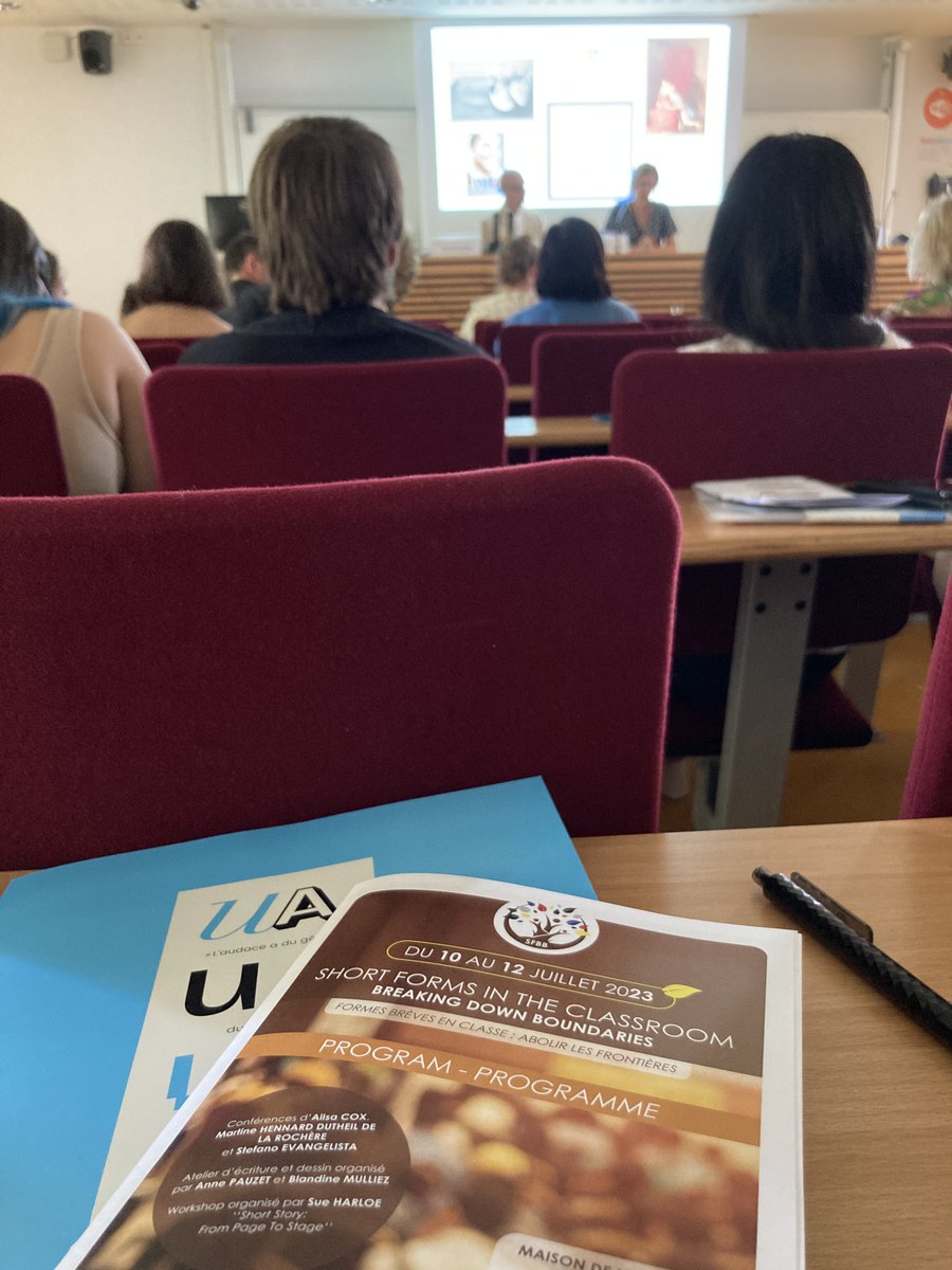 GCSC_JLU's tweet photo. This week, the "#ShortForms Beyond Borders" @EUErasmusPlus Strategic Partnership was rounded off w/ an insightful workshop @UnivAngers. Thanks to our partners for an enriching year 👏💡@KU_Leuven @UniversidadeUSC @Uni_Szeged @Baludik @jlugiessen ℹ️https://t.co/cFXxP34F5I https://t.co/2rUY7juVn3