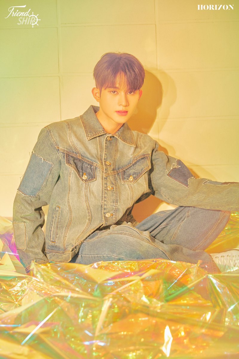 HORI7ONofficial's tweet photo. HORI7ON 
THE 1ST ALBUM <Friend-SHIP>
Concept Photo📸 #2

#WINSTON #윈스턴

✨2023.07.24 5PM (PHT) / 6PM (KST) RELEASE

#HORI7ON #호라이즌
#FriendSHIP https://t.co/4v8EpmQwpQ