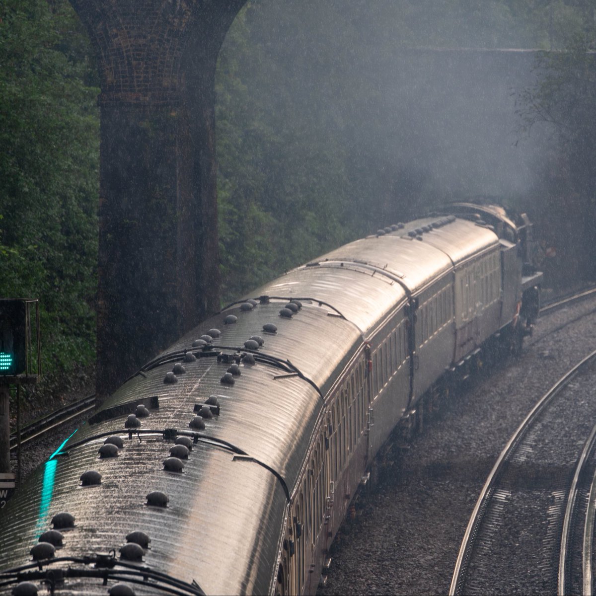 Steam_Dreams's tweet photo. Chase the golden hour with the #SunsetSteamExpress! π
The summer holds countless moments for you to embark on a magical journey with us. Picture yourself aboard a vintage steam train as the sun dips below the horizon. π€οΈ
Book tickets: https://t.co/QoBiFPufr9
πΈ @sbisson https://t.co/KUYpa7RESB