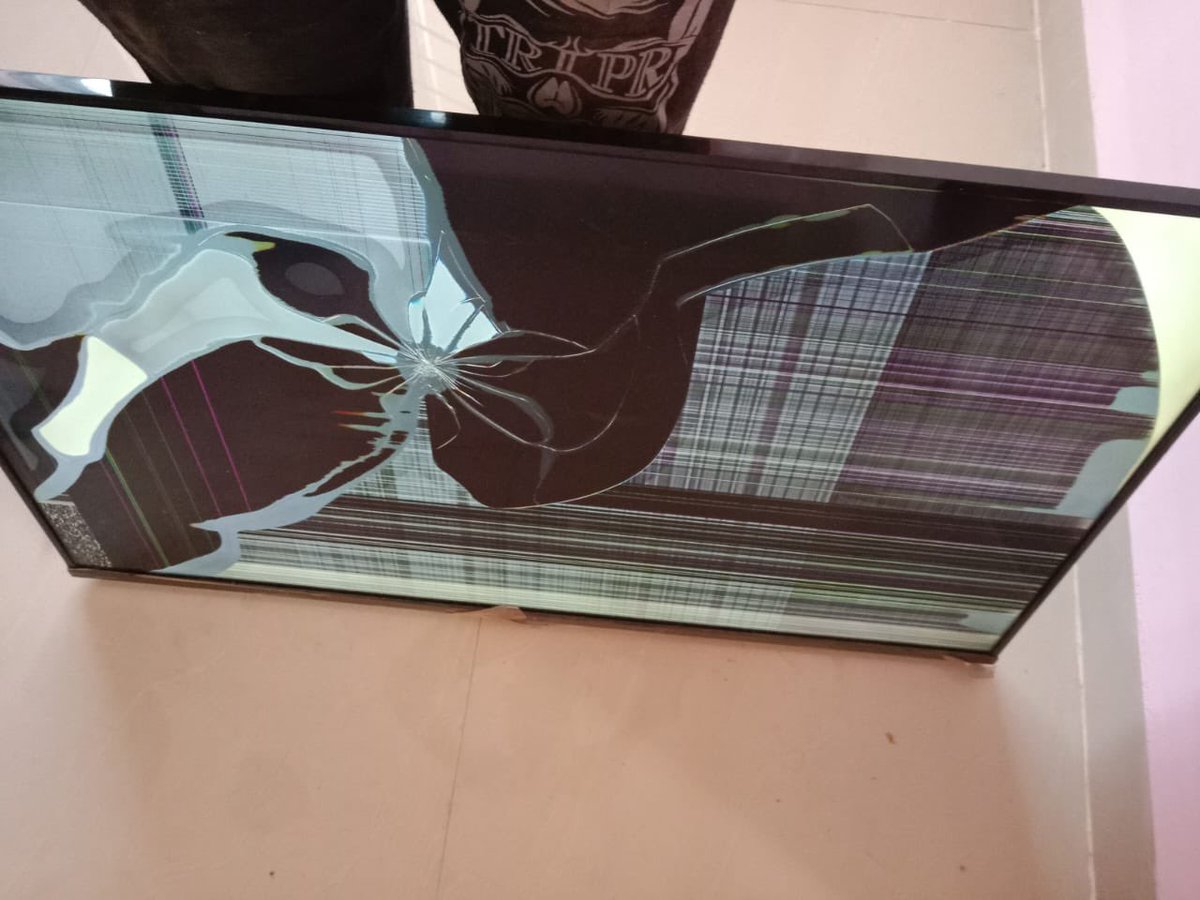 gauravv_gd's tweet photo. @DRSAgarwal during shifting of house hold goods from delhi to daltonganj, jharkhand with gc no 4972003 some items received in damaged TV , dish antenna etc. i am trying to connect with your official for insurance claim but no one is responding. my contact no 9425294144 https://t.co/3baeA1w1ux