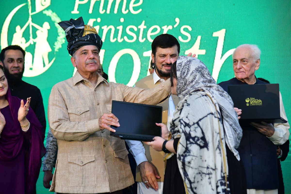 Saif Awan tweet media