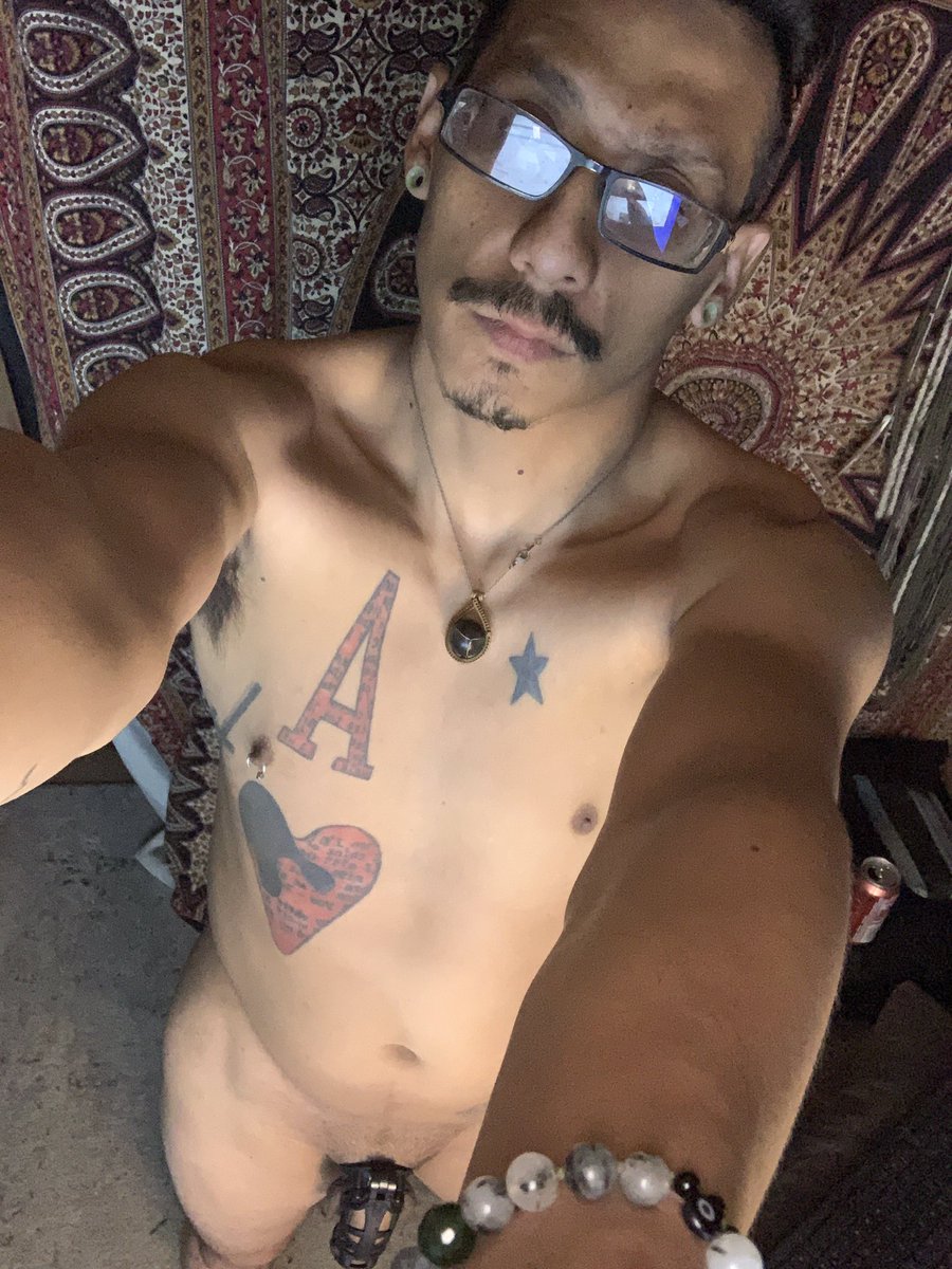 mtheace888's tweet photo. cage check #teamlocked #chastity #cagecheck #locked #gay #himbo https://t.co/laURgIhxMb