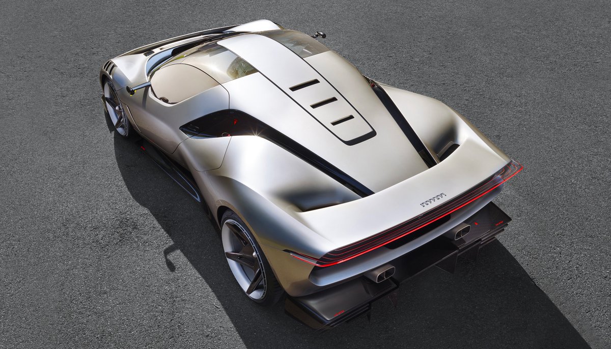 FerrariJPN's tweet image. 大胆で過激なビジョンを形にした #FerrariKC23 。 競技以外のサーキット走行に特化して設計され、画期的なエアロダイナミクス、エア・インテーク、堂々たるリアウィングを誇る。 この #FerrariOneOff モデルは、あらゆるレベルに於いて独自性の本質を体現する、唯一無二の傑作。 #Ferrari #フェラーリ