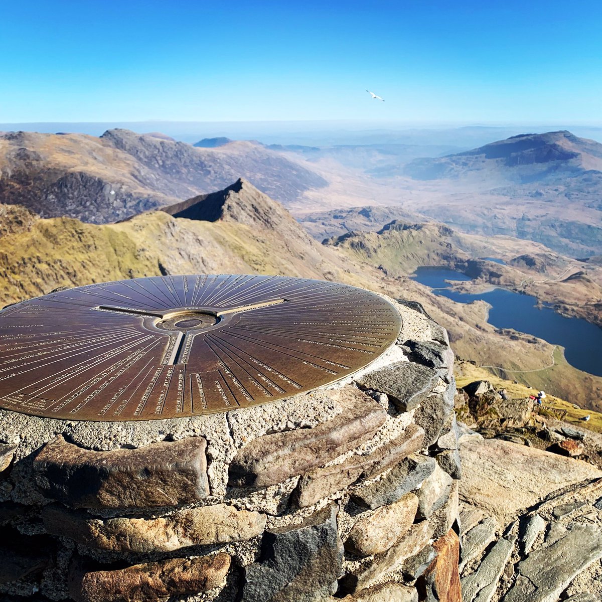 SnowdonRailway's tweet photo. Book in advance for the school holidays because we will sell out! ☀️

Archebwch ymlaen llaw ar gyfer y gwyliau ysgol, oherwydd y galw rydym fel arfer yn gwerthu allan! ☀️
 
https://t.co/2qqgztfg9y

#Snowdon #YrWyddfa #Snowdonia #NorthWales #Summer2023 #SummerHolidays #Staycation https://t.co/vQMwI6rubJ