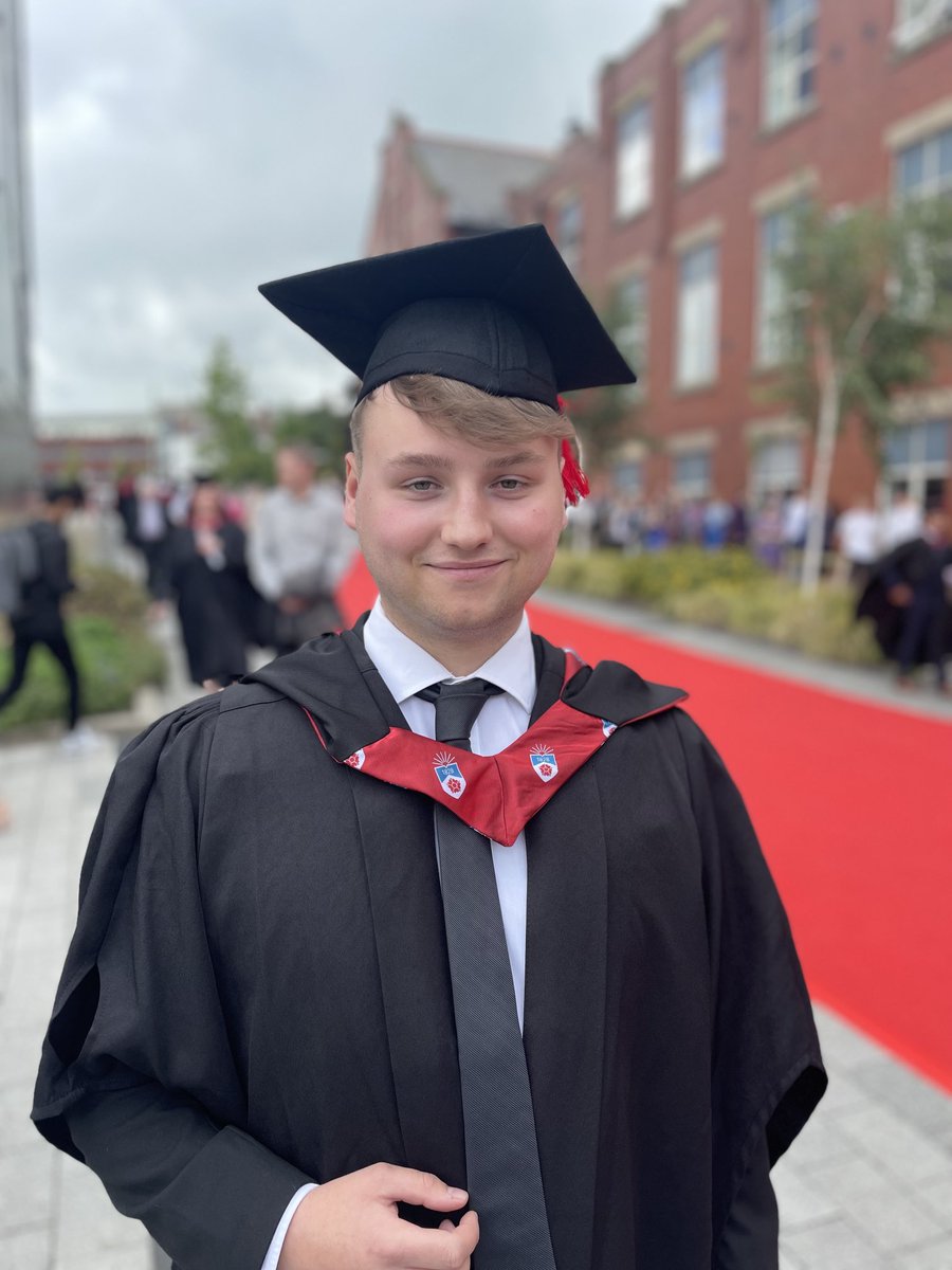 Gratuitous tweet… very proud of our boy Will… now a Bachelor of Arts with Honours in Music Production!