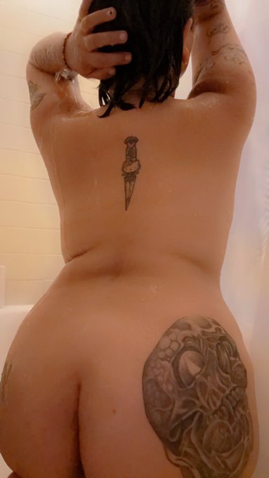Tattoo appreciation!!! Butt tat: @art_yoda  Back tat @/tattoosbybula on instagram https://t.co/OieyG<a class="tags" target="_blank" title="On Twitter" href="/?out=eyJ0eXAiOiJKV1QiLCJhbGciOiJIUzUxMiJ9.eyJpYXQiOjE3MjE5NjYyMjcsImlzcyI6InR3cG9ybnN0YXJzLmNvbSIsIm5iZiI6MTcyMTk2NjIyNywiZXhwIjoxNzUzNTAyMjI3LCJyZWRpcmVjdF91cmwiOiJodHRwczovL3R3aXR0ZXIuY29tL2FydF95b2RhIn0.zXN76BWpXL-W8WBPxx2ZpsjqoOO_A7_ZpvNiARpMxtN5DSJZykblIDB_nHBtZOl0WHObpyviWWuOAvqjYffv2w">@art_yoda</a>