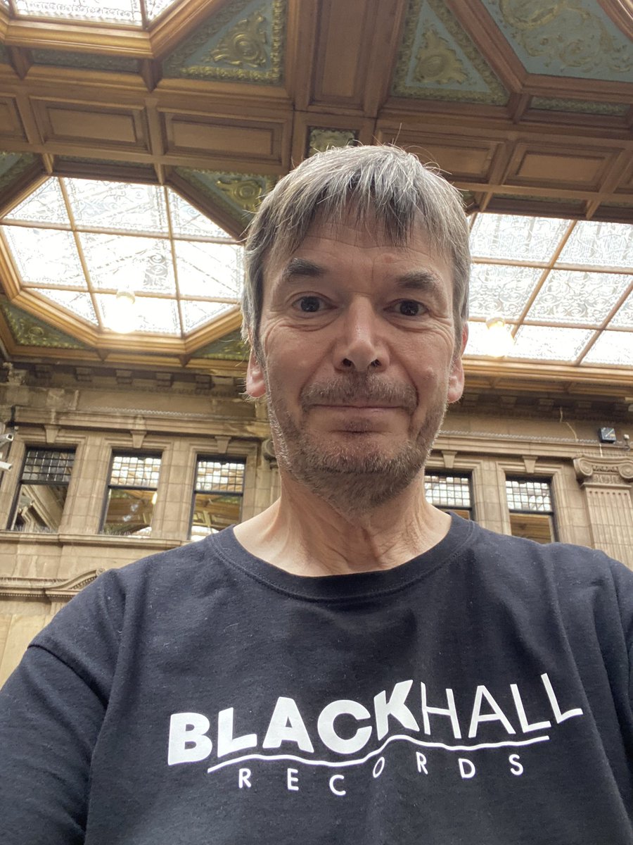 Beathhigh's tweet image. Lads Day Out. Hitting some record shops. Just waiting at Waverley Station for “the lads” to arrive…