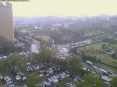 roadsensekenya's tweet photo. 📤 From admin’s archives. On this day #9YearsAgo.
Screenshots of #AccessKenya’s Live Traffic Cameras, (then) Westlands Stage and Uhuru highway roundabout. https://t.co/fwOkaWiTpT
