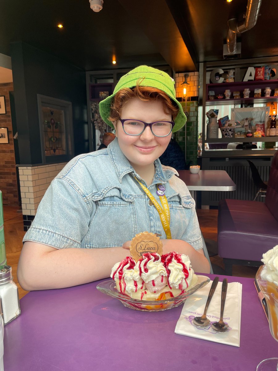 bridgeslothian's tweet photo. In just a few months, Kai has:
πGot an award from @PrestonLodgeHS
πΌStarted a part-time job with @MidSureStart
ποΈSecured a place at @edinburghcoll
Kai is supported by ESW Mhairi from #Way2Work, funded by the @ELCouncil One Council Partnership Fund!
https://t.co/0zzZCL8QMK https://t.co/yH8pmlkE7O
