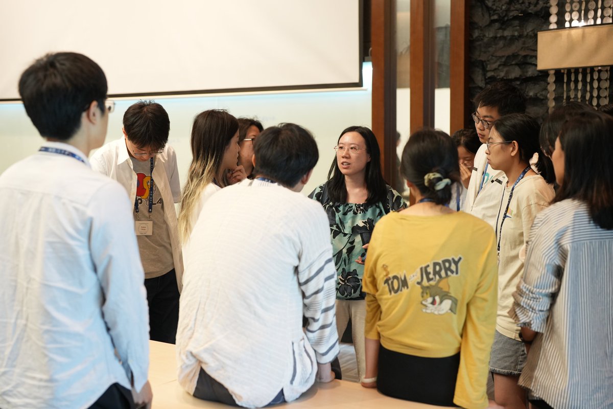 CSHANews's tweet image. Our excited 11th Computational and Cognitive Neuroscience summer course is underway! #CSHA CCN course conbines interdisciplinary concepts which covers Neuroscience, Physics, Mathematics, Engineering and Computer Science. More details will be shared soon.