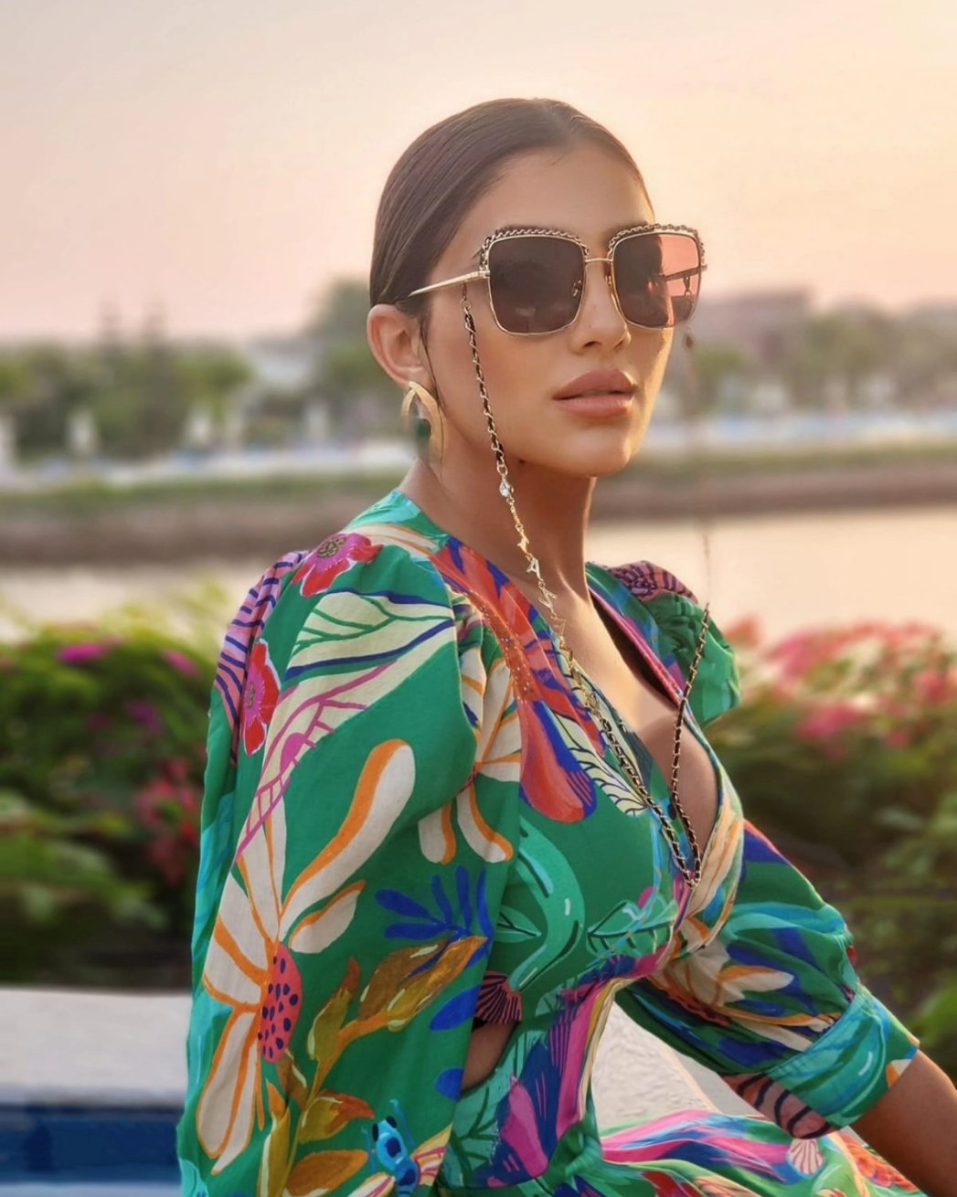 Mai Omar مي عمر on X: Let the good times roll ✨️ مي_عمر maiomar  mai_omar t.co5IwriFW3Fk  X